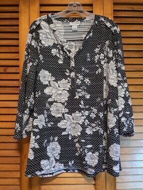 C.O. Daniels Women's Plus Size 3X Henley Top 3/4 Sleeve Black White Floral Dot